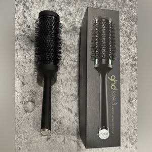 ghd #3 brush
